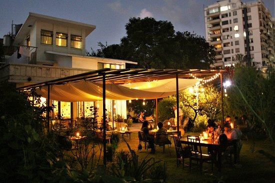 Salon de Kathmandu Cafe & Bistro